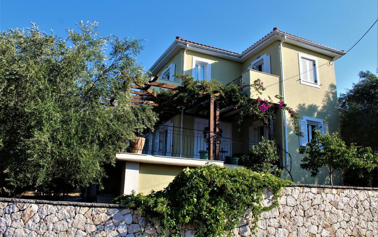 Cinema Themed House In Argostoli Villa Luaran gambar