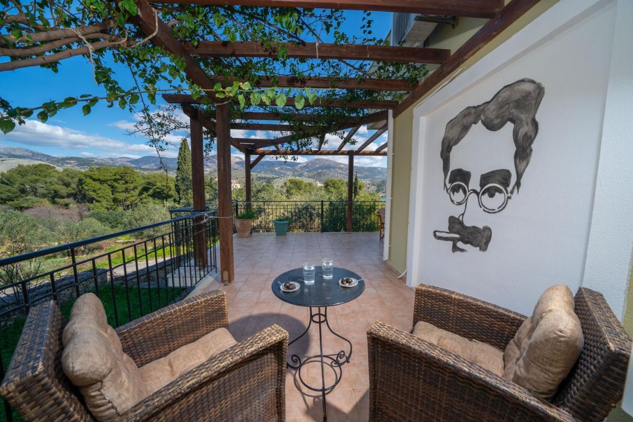Cinema Themed House In Argostoli Villa Luaran gambar