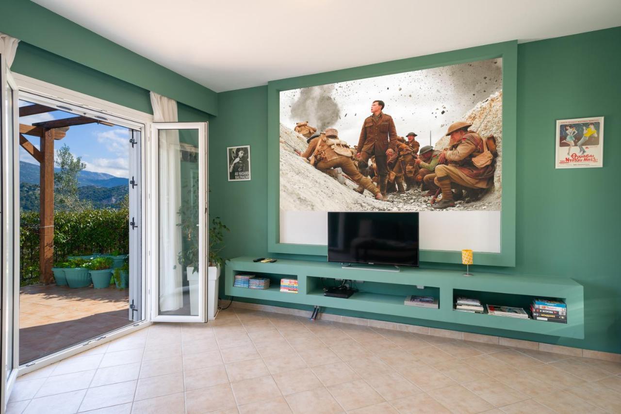 Cinema Themed House In Argostoli Villa Luaran gambar
