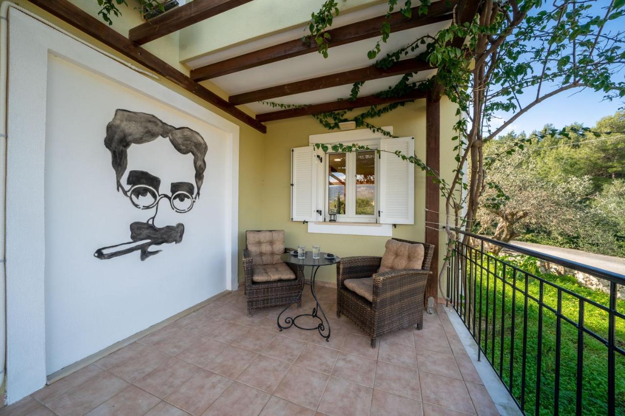 Cinema Themed House In Argostoli Villa Luaran gambar