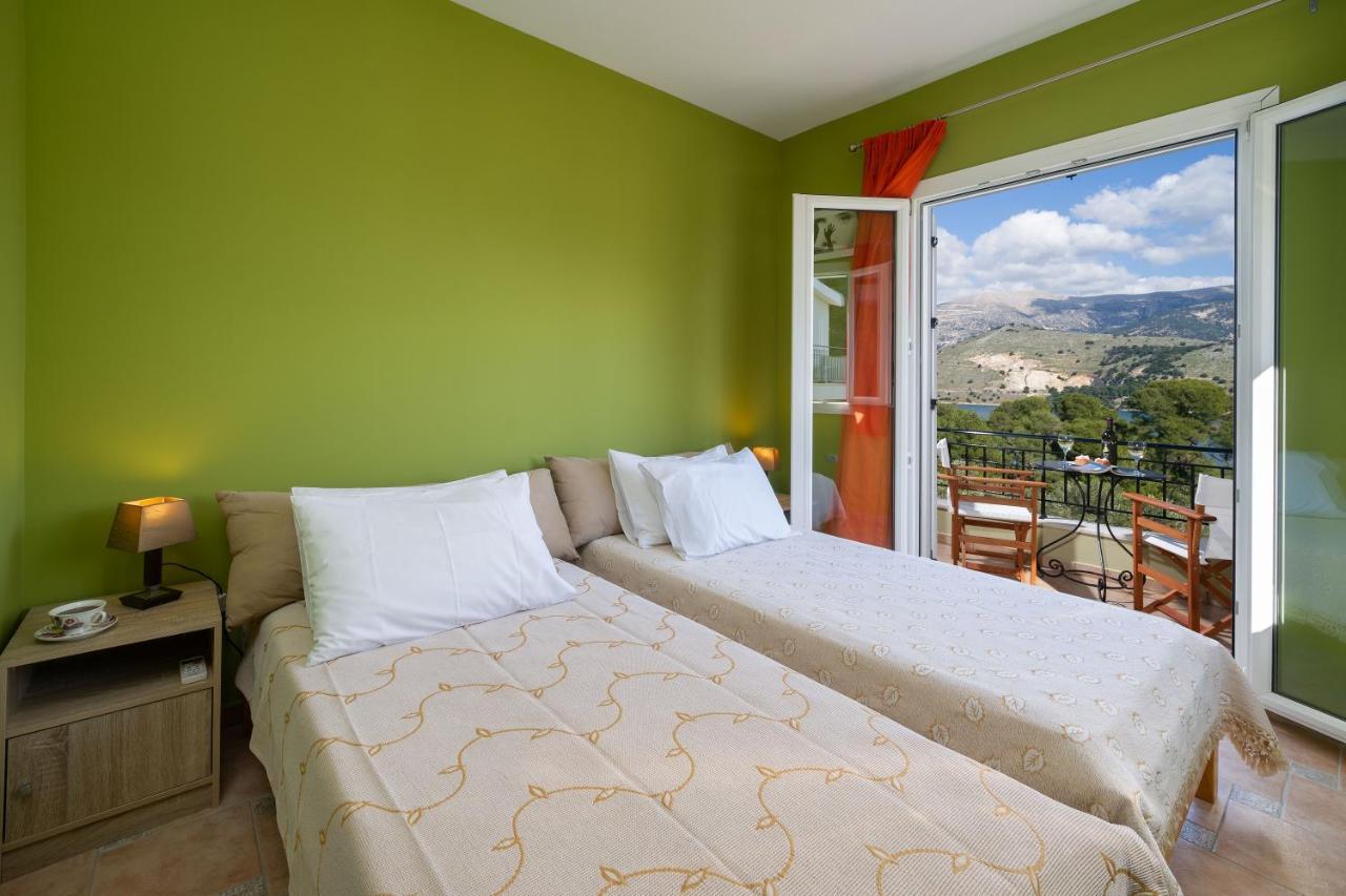 Cinema Themed House In Argostoli Villa Luaran gambar